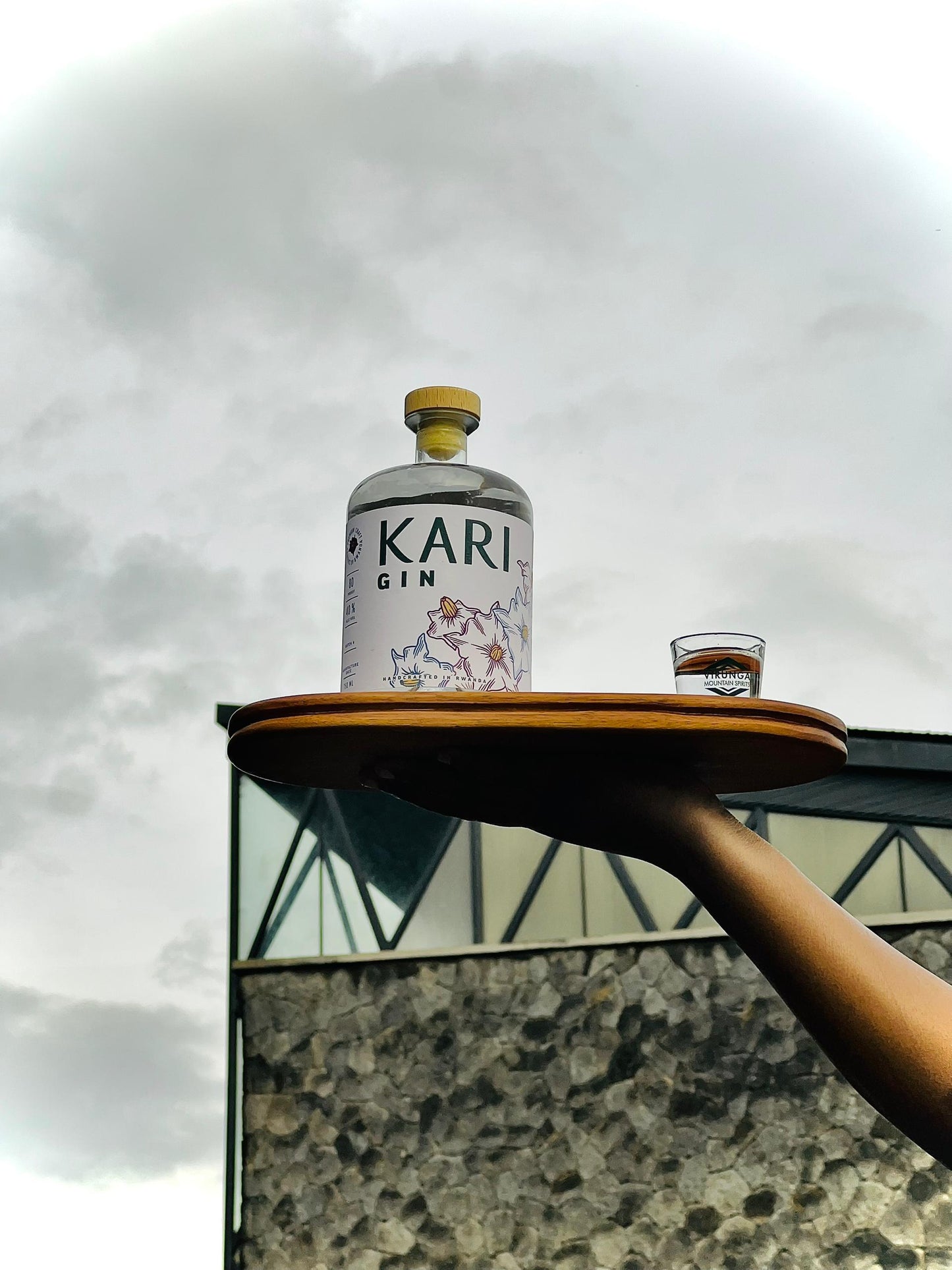 Kari Gin 750ML / Export